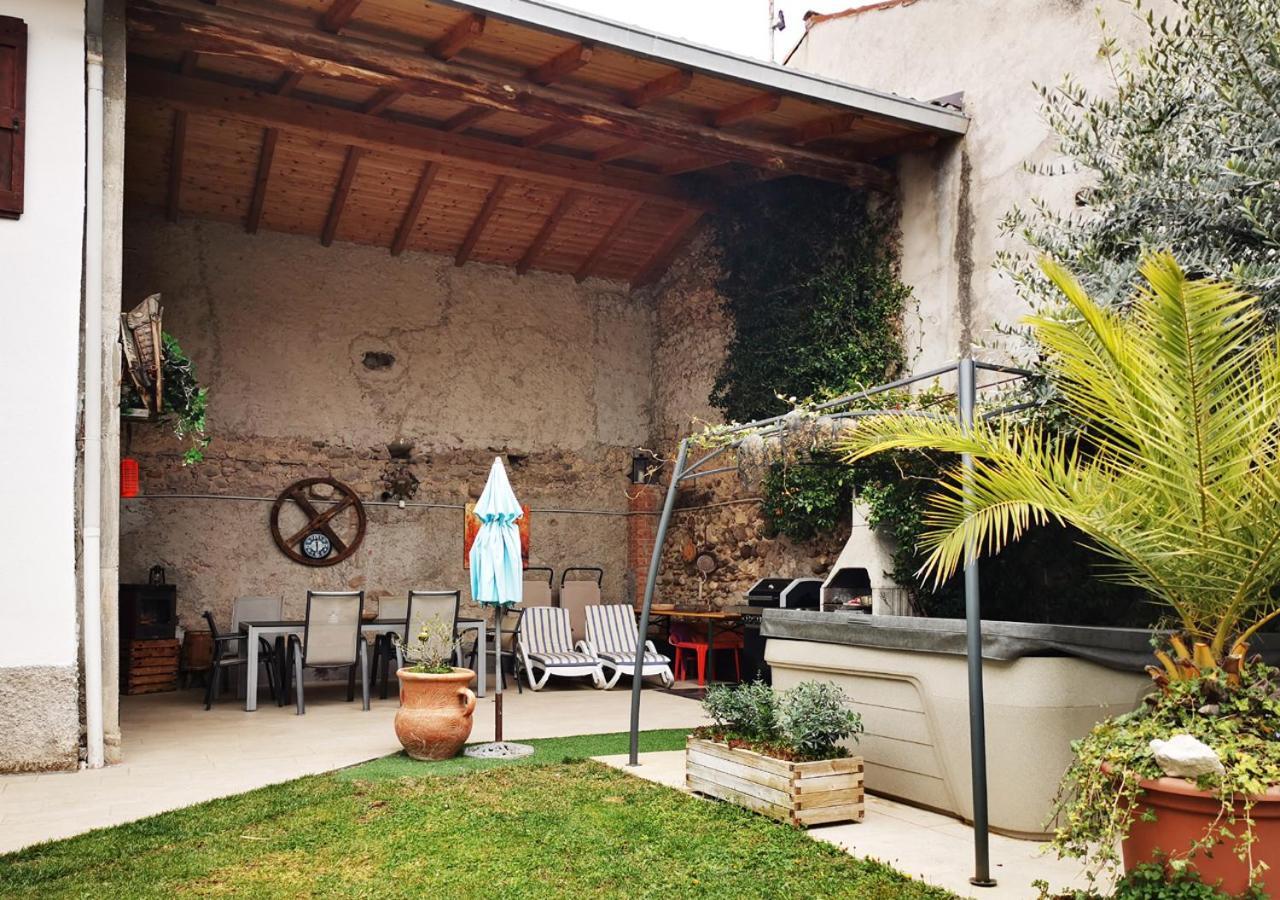 Casa Rustica Con Giardino Villa Caprino Veronese Exterior photo